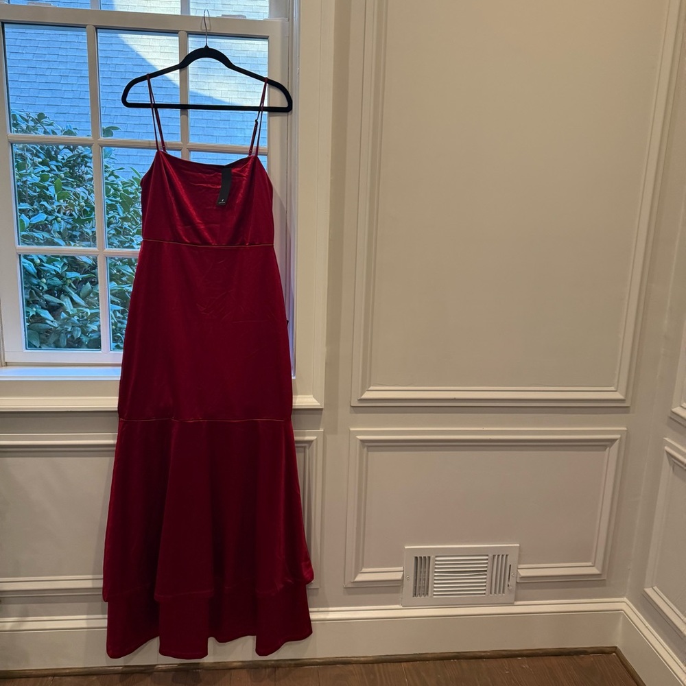 NWT Lulus Red Maxi Dress Size Large